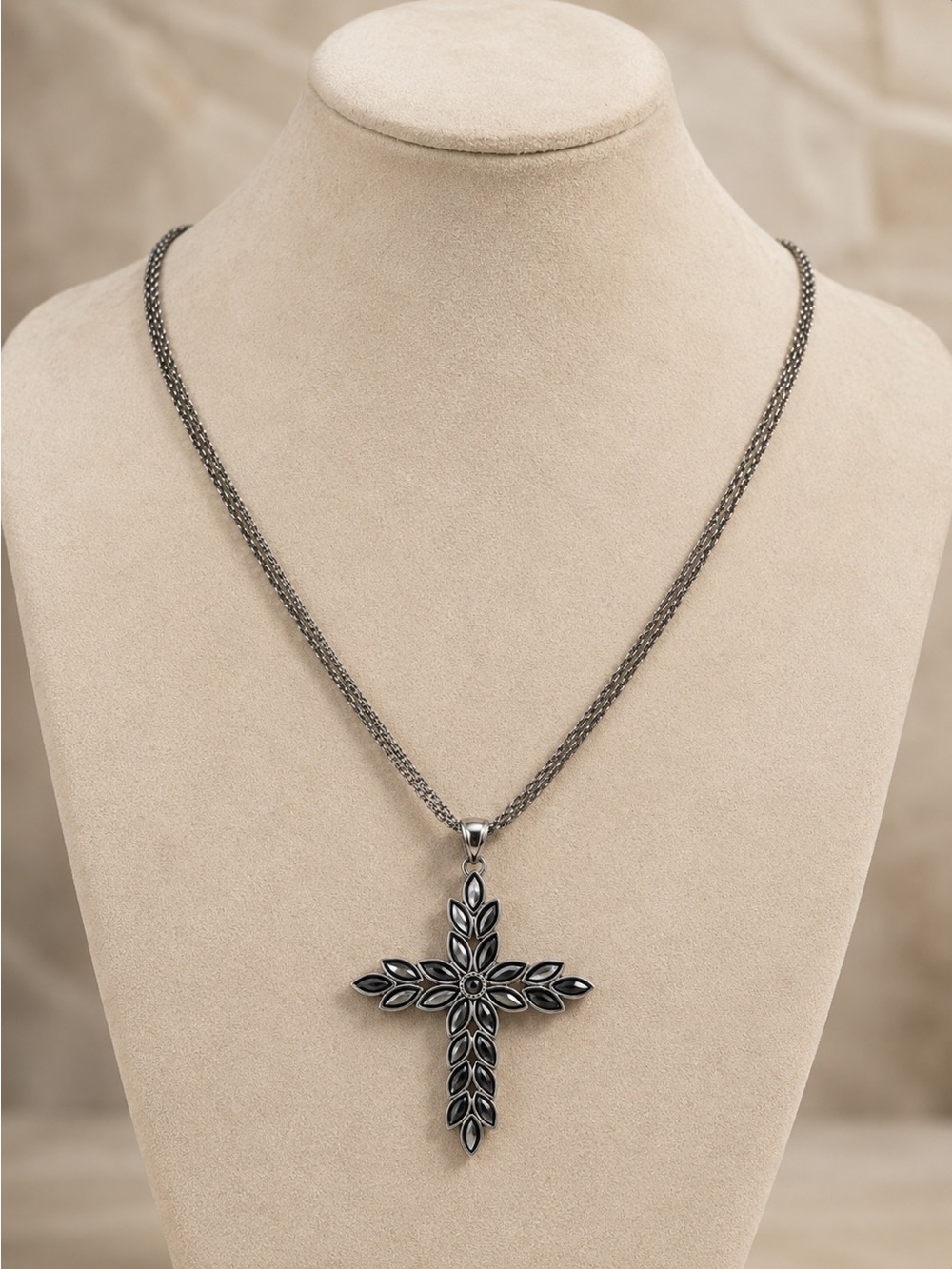 New Abalone Cross Pendant & Stainless Steel Necklace – New Without Tags